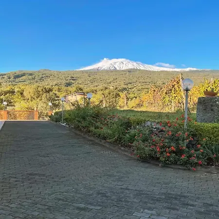 Camia Etna House Piedimonte Etneo