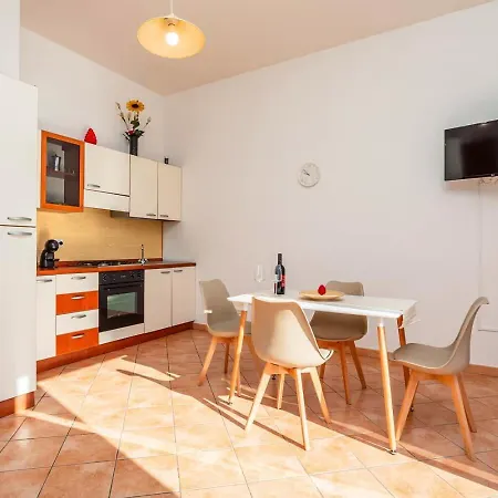 Apartment Camia Etna House Piedimonte Etneo