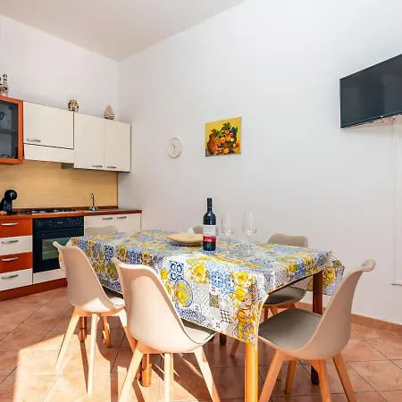 Apartment Camia Etna House *