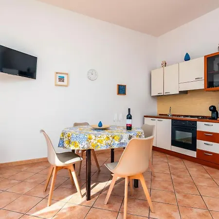 Camia Etna House Apartment *